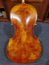European cello antique environmental protection oil paint cello material good hand-made Liang Zhiling