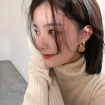 Autumn and winter ear clip female retro port flavor cold wind ear clip without ear hole female advanced earrings earrings without ear hole earrings female