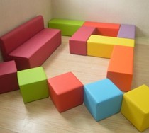 Direct selling kindergarten childrens small square stool training center amusement park without backrest card seat shopping mall waiting district chief stool