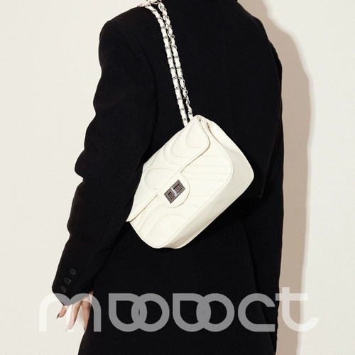 Кремовая цепь с ромбовидным узором, небольшая дизайнерская универсальная сумка на одно плечо для отдыха, коллекция 2023