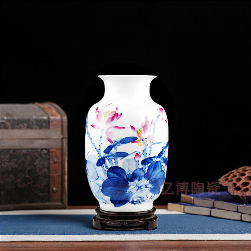 景德镇花瓶陶瓷大师手绘描金新中式-景德镇花瓶陶瓷大师手绘描金新中式