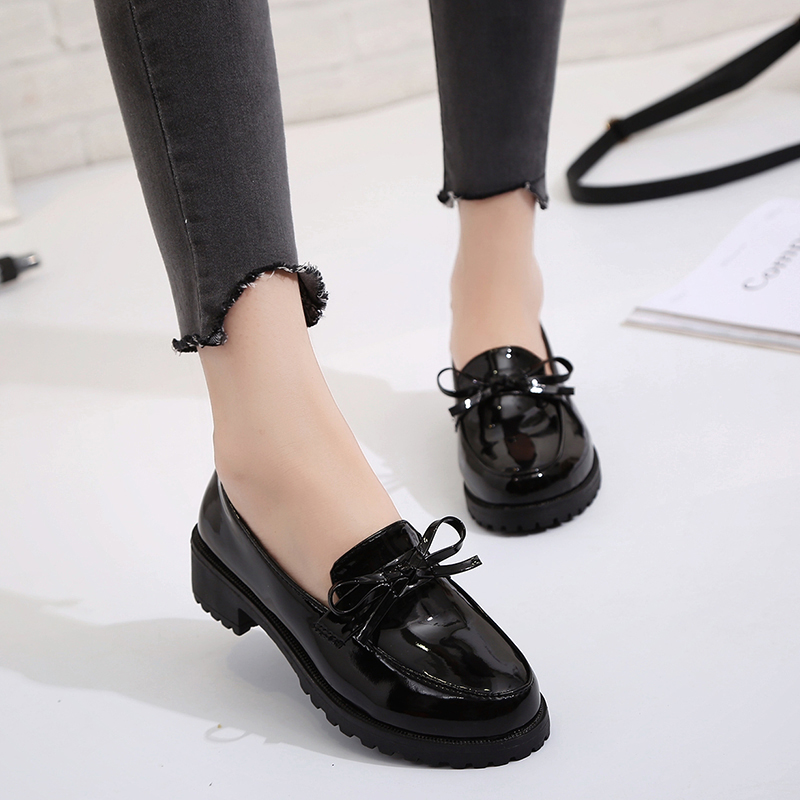 British small leather shoes women's shoes original place in the spring and autumn of 2019 new fashion 100 sets of low heel bow leisure single shoes