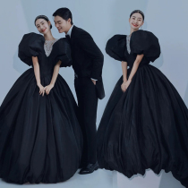 New photo studio tour theme clothing wedding photography photo French retro photo black long sleeve satin dress