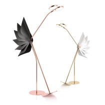 Creative living room shaped lighting Nordic personality ostrich Model Room Villa study bedroom floor lamp minimalist light luxury