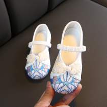 Hanfu shoes Childrens cloth shoes ethnic style spring and autumn girls embroidered shoes Chinese style satin cloth shoes old Beijing handmade shoes