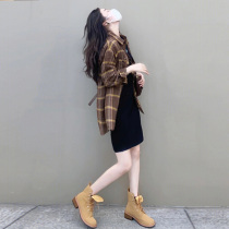 Autumn new 2022 chic French haute fatal sense sweet and spicy fried street temperament long-sleeved dress casual set