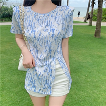 2021 New Hong Kong flavor ink printing split Cross color fashion slim personality short sleeve shirt Women summer tide