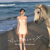 (Yeon Ji-ho)sexy suspender dress female 2021 summer new Korean version of the small tight bag hip short skirt