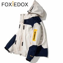 Outdoor sports stormtrooper mens fashion brand three-in-one detachable two-piece set of autumn and winter thickened windproof mountaineering clothes for women