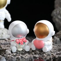 Astronaut series gift Couple small ornaments A pair of photo frames Mini Astronaut desktop creative decorations