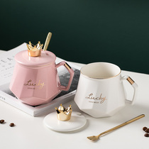 Girls mug with lid art feel coffee cup high-value Korean water cup with hand gift ceramic cup customization