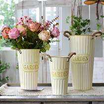 Flowers bucket Home Wake Flowers Buckets Flower Shops Dry Flowers Flower Arrangements Iron Casks Home Residence Decorative Tin Vases Flower Pots Dried Flower Casks