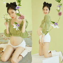 Photo studio pregnant woman photo pregnant mommy clothes fresh green theme cute photography Pregnant woman photo photo clothing