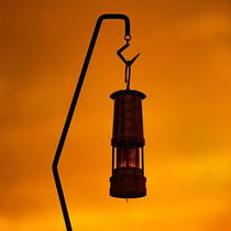 Offweek outdoor retro wrought iron lamp holder Outdoor camping multi-function combination lamp holder Kerosene metal lamp holder