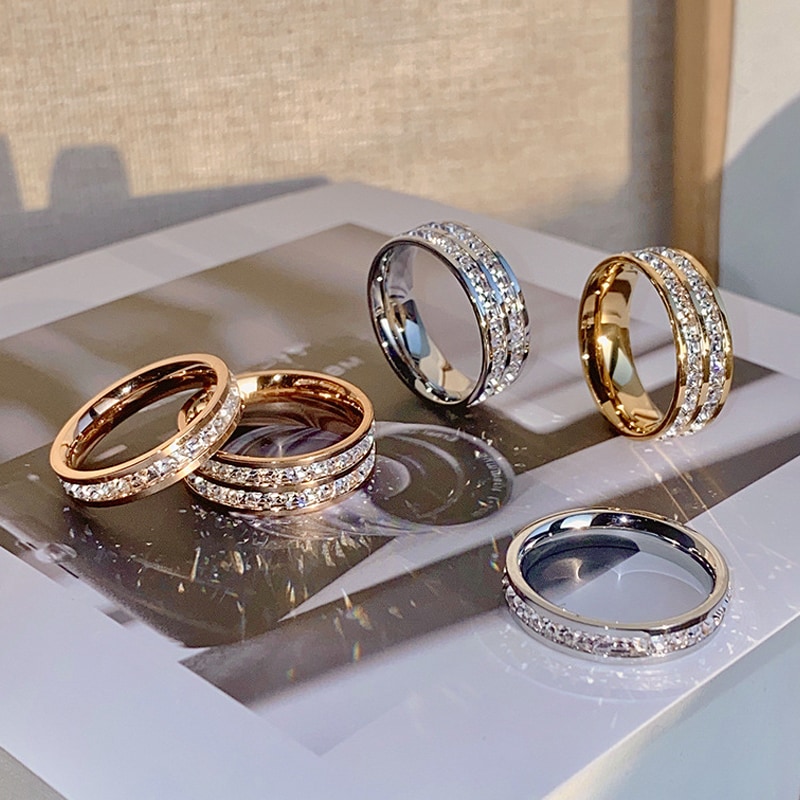 Full Sky Star Ring Female Minority Design Couple Pair Ring Full Diamond Titanium Steel Ring Female Ins Fashion Cold Wind Food Ring