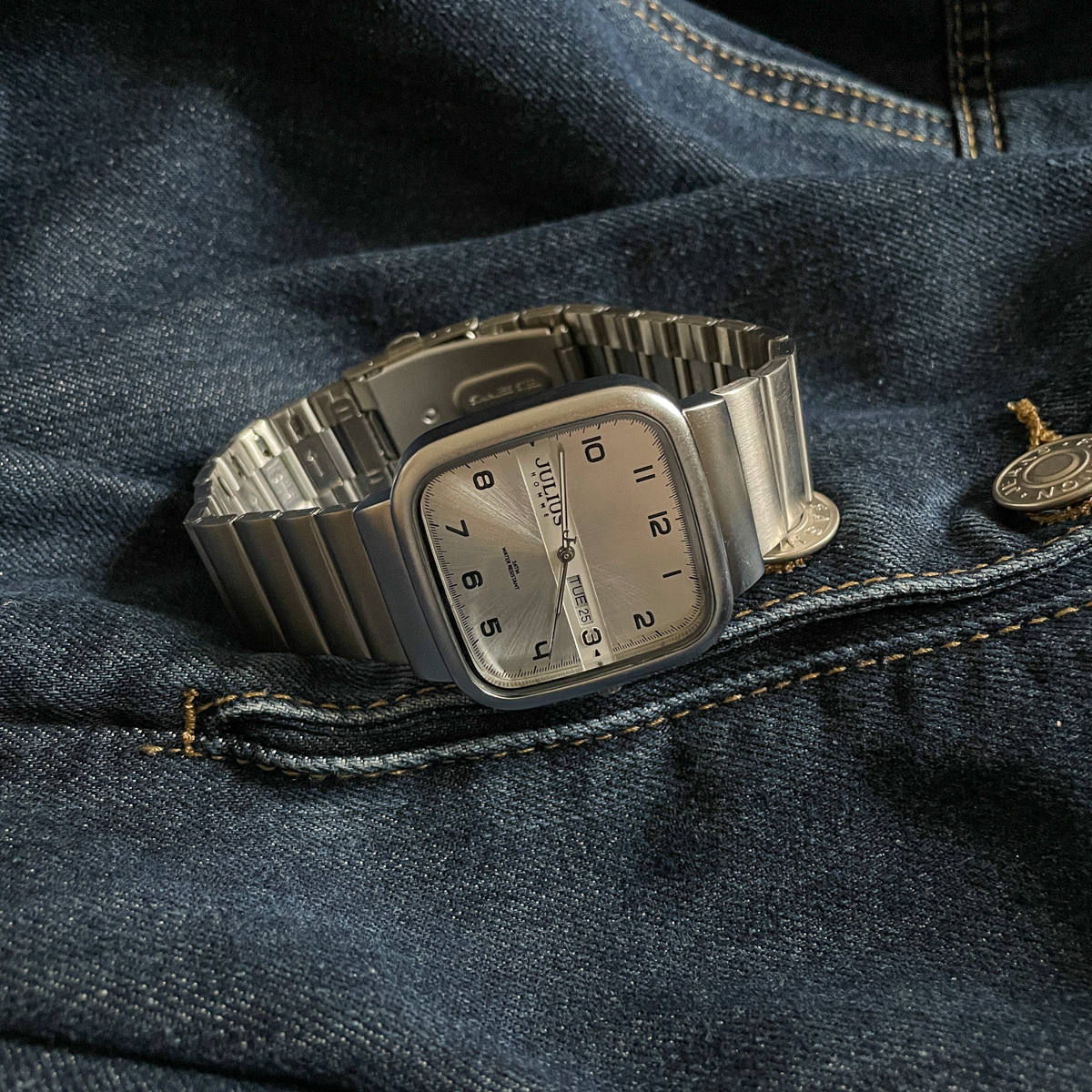 スクエア高級腕時計メンズブランド本物の機械式時計メンズワームホールコンセプトメンズ腕時計ファッショントレンドメンズ腕時計
