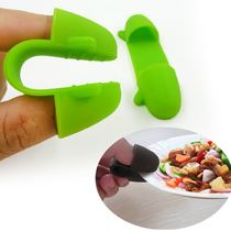 Silicone finger sleeve heat insulation hand clip kitchen silicone heat insulation dish clip kitchen anti-hot gloves non-slip disc retractor