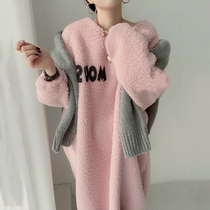 Korean chic lazy wind round neck letter patch nightgown loose wear long sleeve autumn winter Lamb hair dress autumn