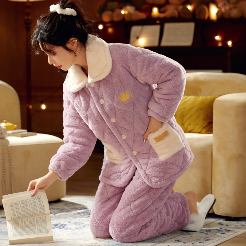 コーラルベルベットの冬のパジャマ女性のための暖かい肥厚プラスベルベット三層キルティングジャケット冬のスーツフランネルホーム服