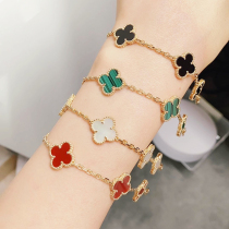 The four - leaf bracelet girl 2022 new 18 K rose gold red agau light luxury gift to give girlfriend