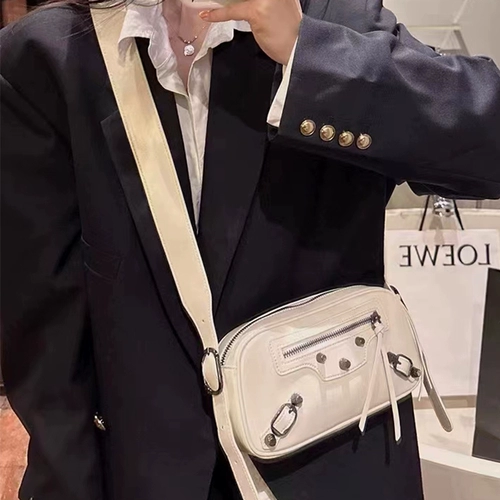 Сумка через плечо, камера, сумка для техники, небольшая сумка, официальный флагманский магазин, официальный сайт, коллекция 2023, популярно в интернете, в стиле панк