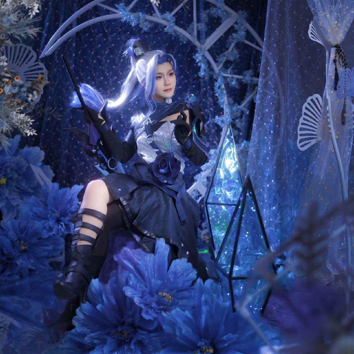 花木兰彼皮肤好？窝窝cos服太香了。