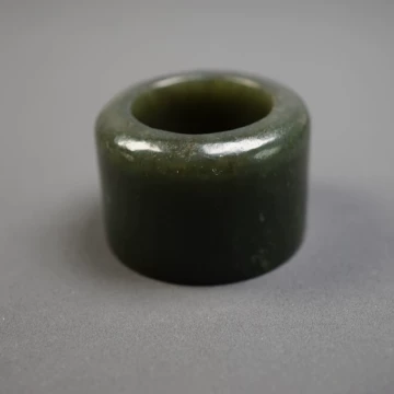 清代 和田玉の古扳指 上質な玉質 C1A089 国内発送対応 清代 和田玉の古扳指 上質な玉質 C1A089