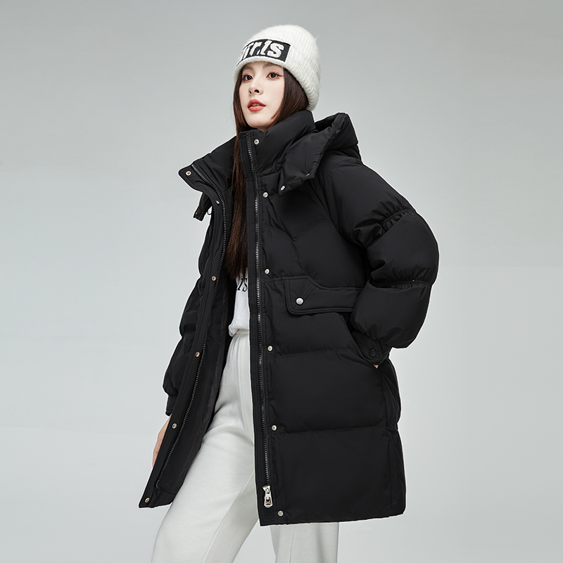 Duck down jacket women's mid length 2023 winter new fashionable loose and thickened white duck down oversized hooded jacket