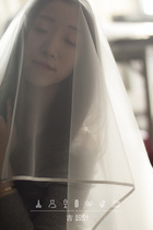 "Ji Jia" gift box bride's head yarn plain satin edge simple white cover wedding dress wedding travel accessories