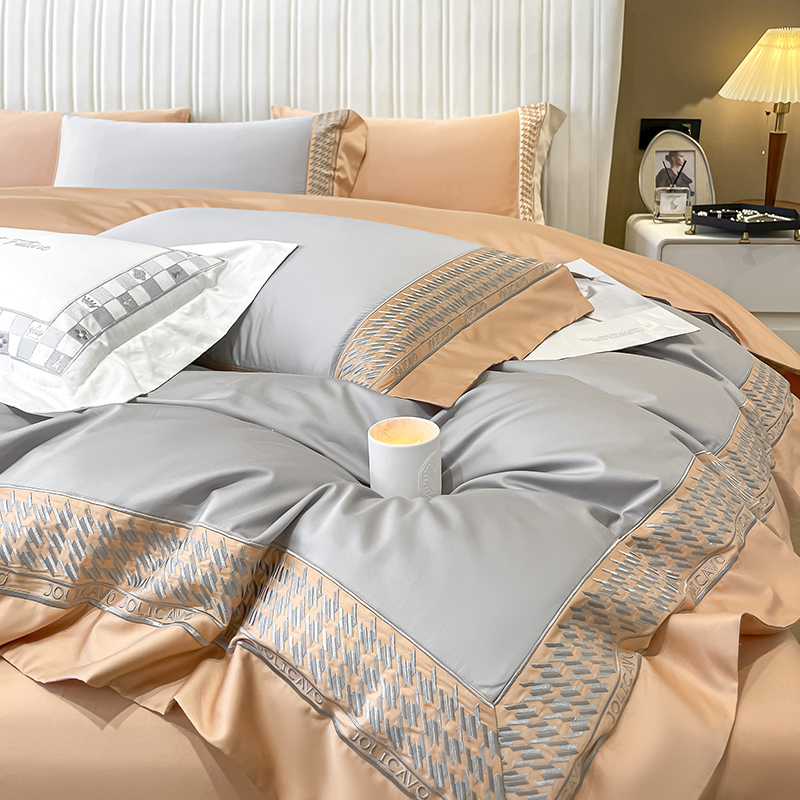 Premium Light Luxury 180 Thread Count Long staple Cotton Four Piece Set of 100 Cotton Sleeping Sheet and Quilt Cover Nantong Home Textile Bedding Products