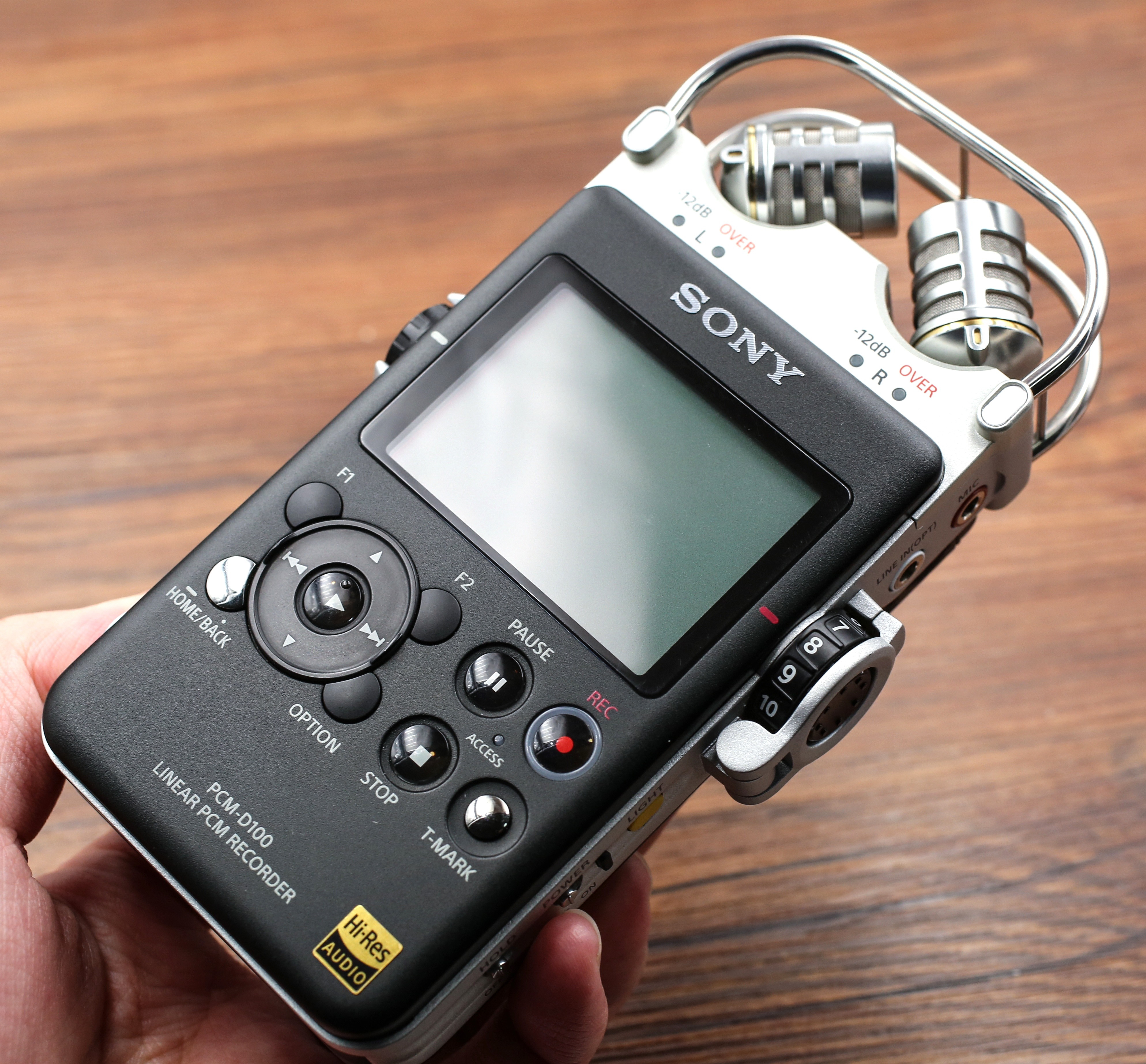 索尼/sony d100 pcm-d100录音笔无损音乐播放器mp3 hifi