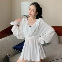  Maternity dress Early autumn top Waist thin long sleeve shirt Doll shirt Fairy bat sleeve ruffle V-neck shirt