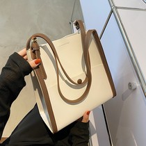 Hong Kong premium feel bag womens wild 2021 New Fashion large capacity shoulder bag niche tote bag