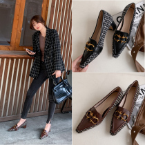 Shoes womens 2021 new wild French small ck high heels womens thick heel spring and autumn net red metal buckle single shoes