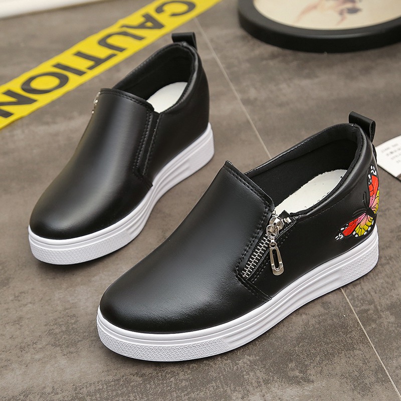 Spring and Autumn 2019 New Korean Version Fashion Baitalofu Shoes for Women with Flat Bottom Increase the Fashion of Students'Leisure Shoes