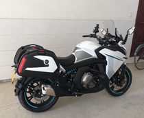 Suitable for Spring Wind GT400CF650 motorcycle supporting side box side box tail box storage box Miles Luxury waterproof quick disassembly