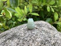 Mingming beautiful jade Xinjiang Hetian jade exquisite DIY matching tee