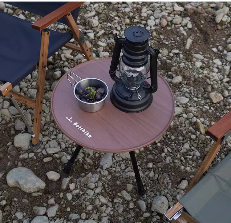 Defthike Defthike 顧客屋外アルミニウム合金折りたたみ昇降ポータブル小型テーブルキャンプキャンプ自動運転ラウンドテーブル