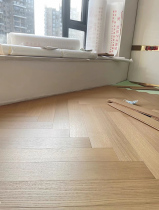 Extra - grand character three - layer solid wood floor oak lock lock floor warm household ENF environmental protection 15 thick manufacturers