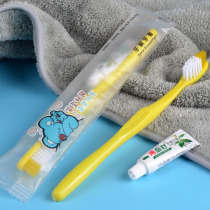 Hotel dedicated disposable toothbrush two-sided needle toothpaste set a set of hotel toiletries B & B hotel Tooth gear