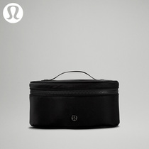 lululemon-Oval Top-Access womens storage bag LW9DPAS
