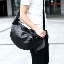 Hong Kongs new Korean fashion mens leather travel big bag trend casual dumpling bag shoulder messenger bag