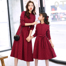 Pro-sub-dress retro dress dress foreign air 2022 new long dress to be thin spring and autumn installed mother womens dress Korean version