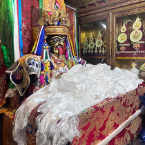 Mei Duo asked Lhasa Fortuna Temple Zaki Monastery Taki Ram former Hada Tibetan God of Wealth Fortune Fortune Cause