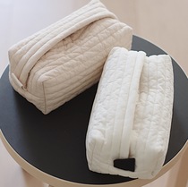 JFdesign QUILT original minimalist QUILT quilted tissue box ins Nordic living room bedside table paper towel bag