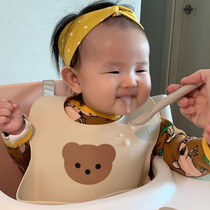 South Korea ins Wind bear portable baby soft silicone bib children waterproof food bag eating three-dimensional rice bag