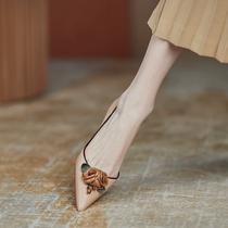 GANAIER niche design leather pointed retro flower high heels feminine thin heel temperament single shoes