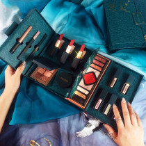 Dior Queens official website makeup gift box set carved lipstick eyeshadow Liquid Powder full set of combination raw