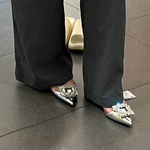 Летние сандалии, серебряная обувь с заостренным носом, 2023