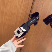 (sheii Suyin Yin) Paris Theater ~ Water drill genuine leather bag square head hollow coarse heel sandal commuter womens shoes